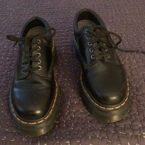 Dr. Martens 8053 LEATHER PLATFORM CASUAL SHOES Women's Size 7
